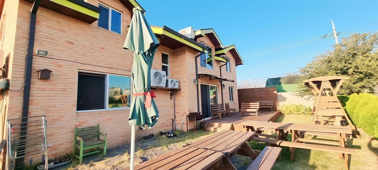 Tree House Guesthouse Jeju 2*,