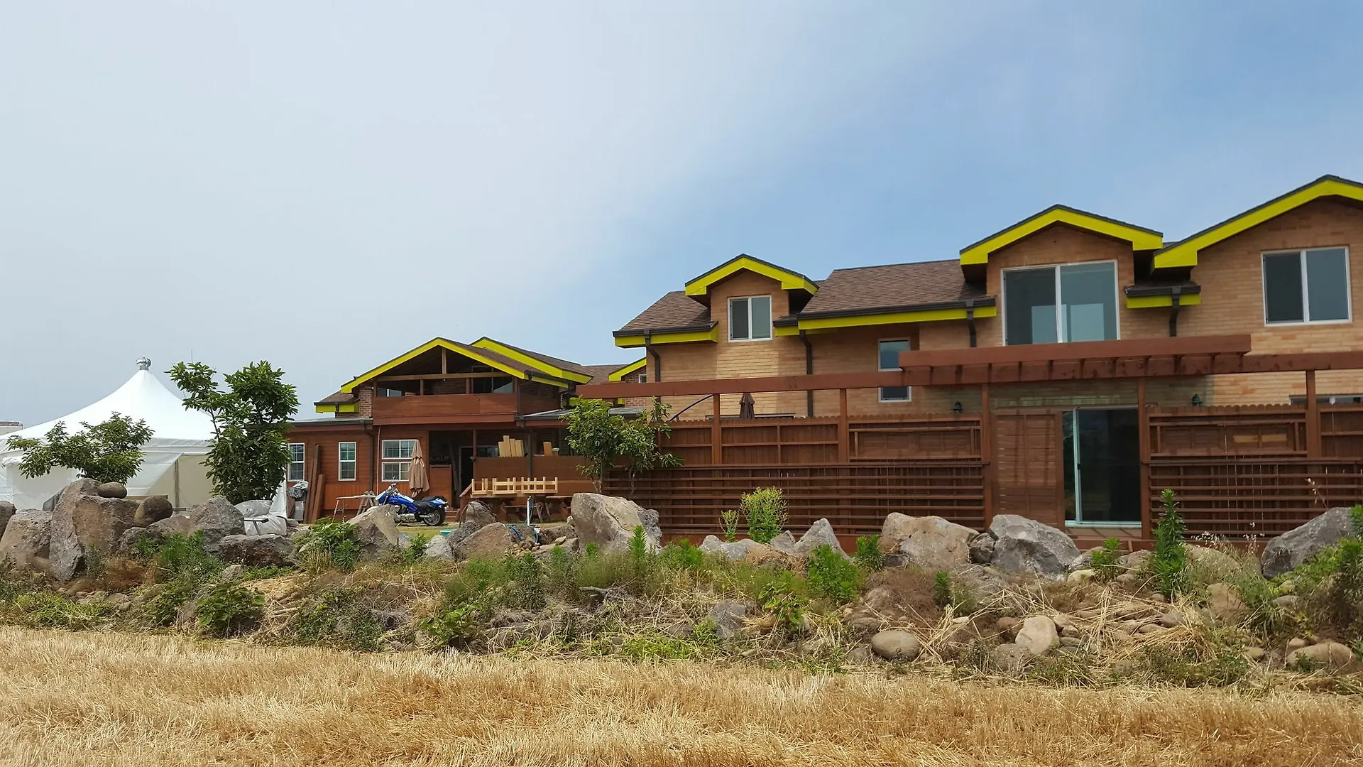 Tree House Guesthouse Jeju Guest house